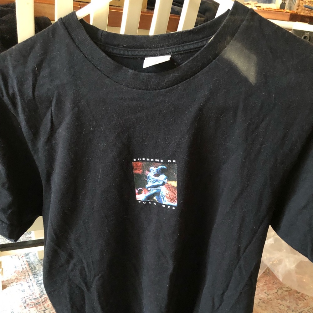 Mens Supreme Tee sz M